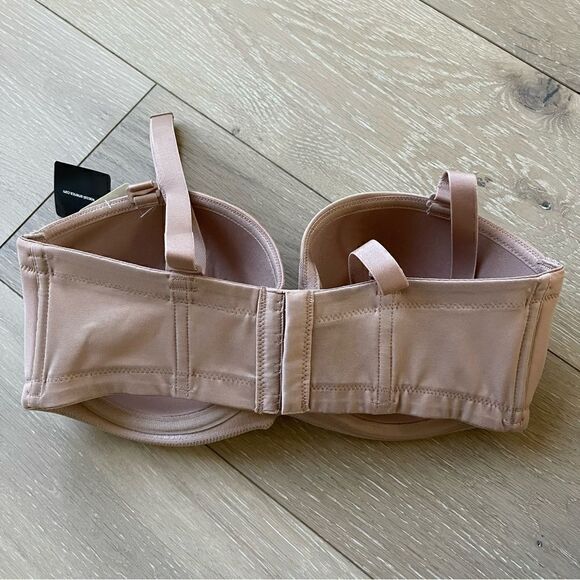 WACOAL
Red Carpet Full Figure Underwire Strapless Bra 854119 - Picture 3 of 6